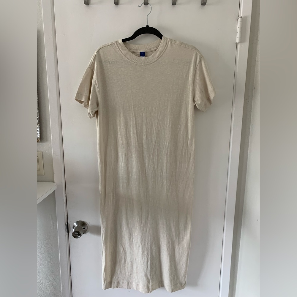 2 different cream colored Old Navy t-shirt dresses. Each size L.